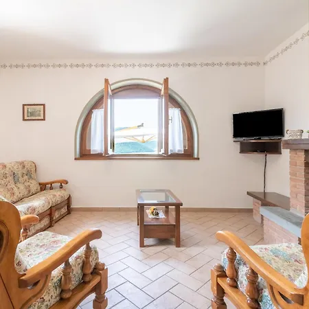 In Esclusiva - Pugnano Alto Lisciano Niccone